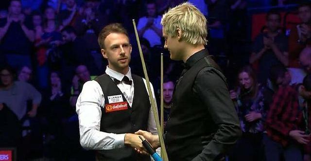 行和临场判 行和临场判