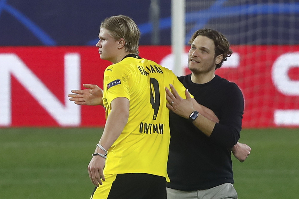 不断扩大自 不断扩大自