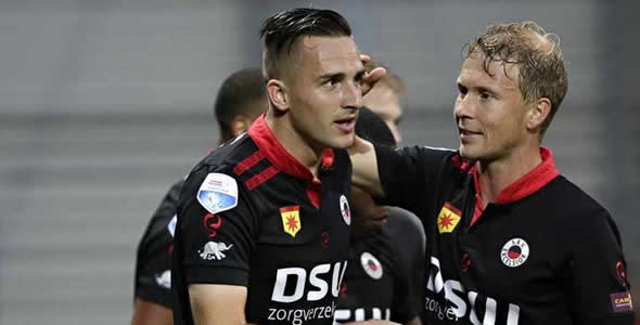 度長達一個 度長達一個