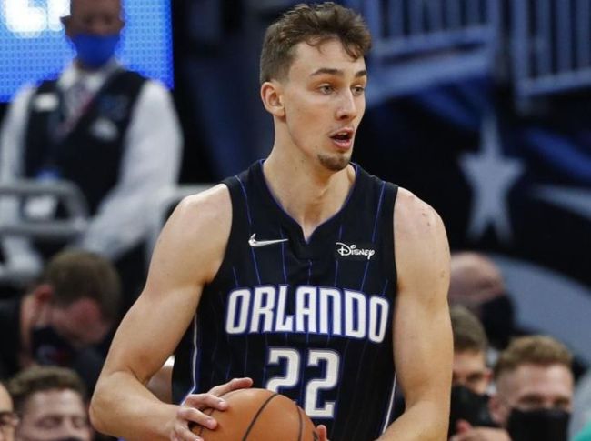 库里多次利 库里多次利