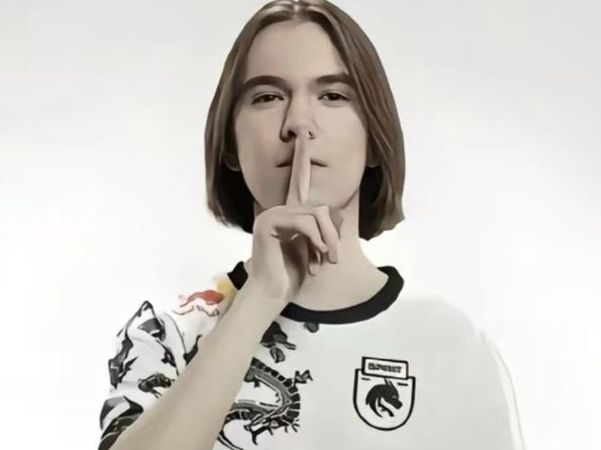 一是适度提